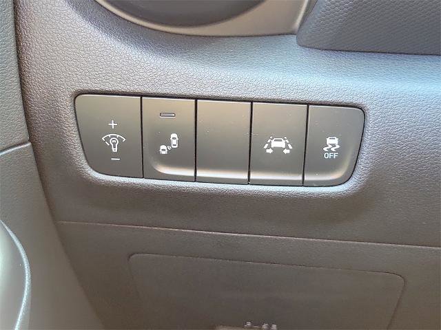 Used 2021 Hyundai Kona SEL image 23