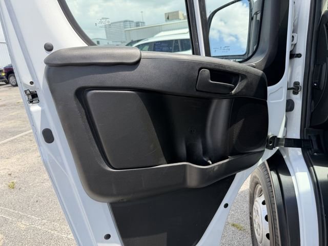 Used 2023 RAM ProMaster 2500 image 11