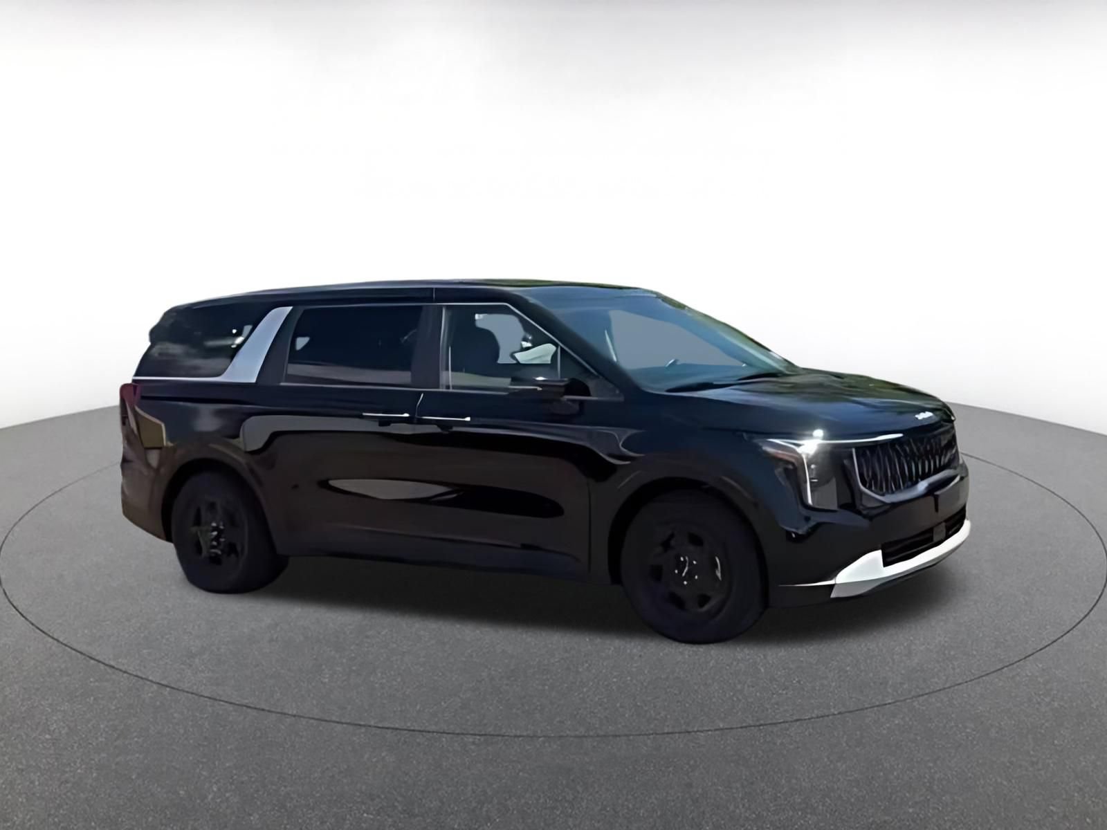 Used 2026 Kia Carnival FWD image 10