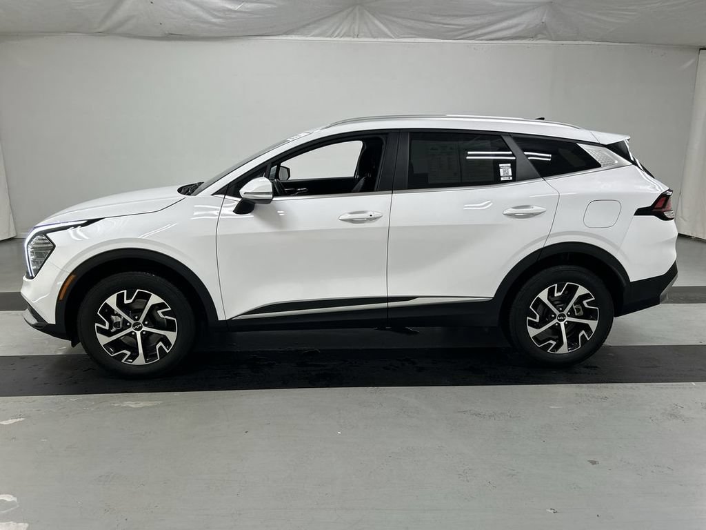 Certified 2024 Kia Sportage EX AWD/4WD image 6