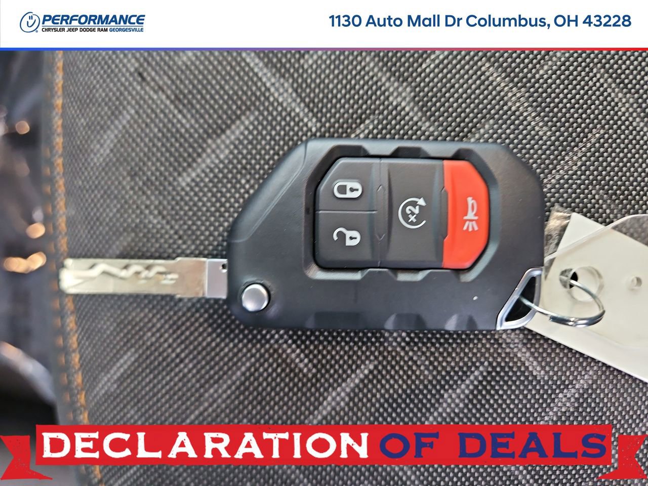 New 2026 Jeep Gladiator Mojave w/ Steel Bumper Group image 32