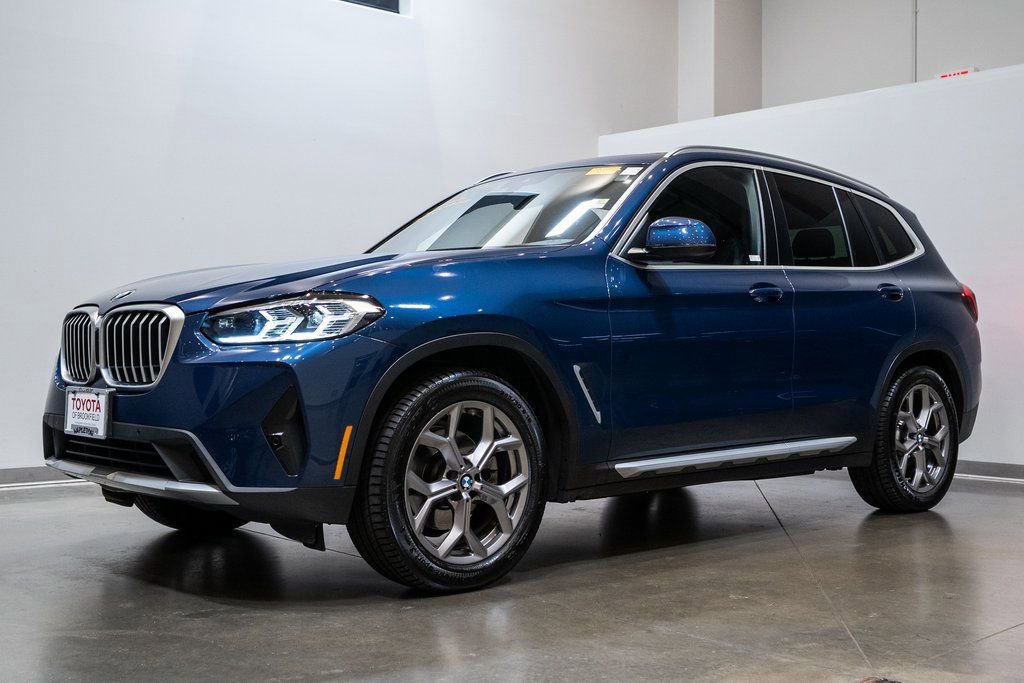 Used 2022 BMW X3 xDrive30i w/ Premium Package 2 (ZPA) image 3