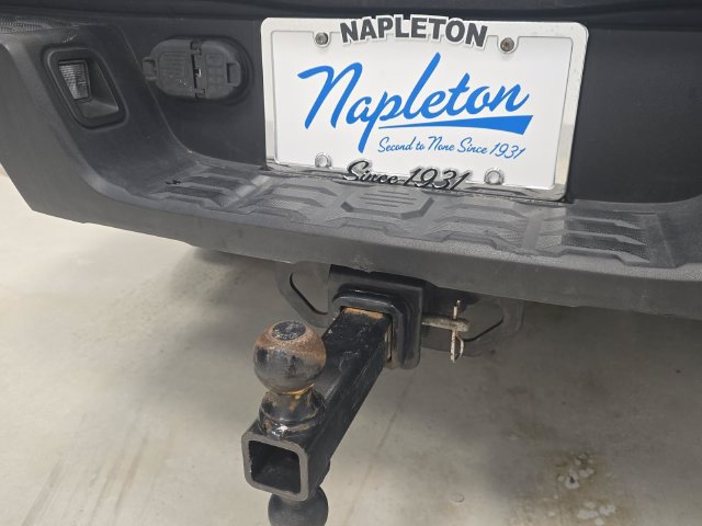 Used 2020 Toyota Tacoma SR5 RWD image 6