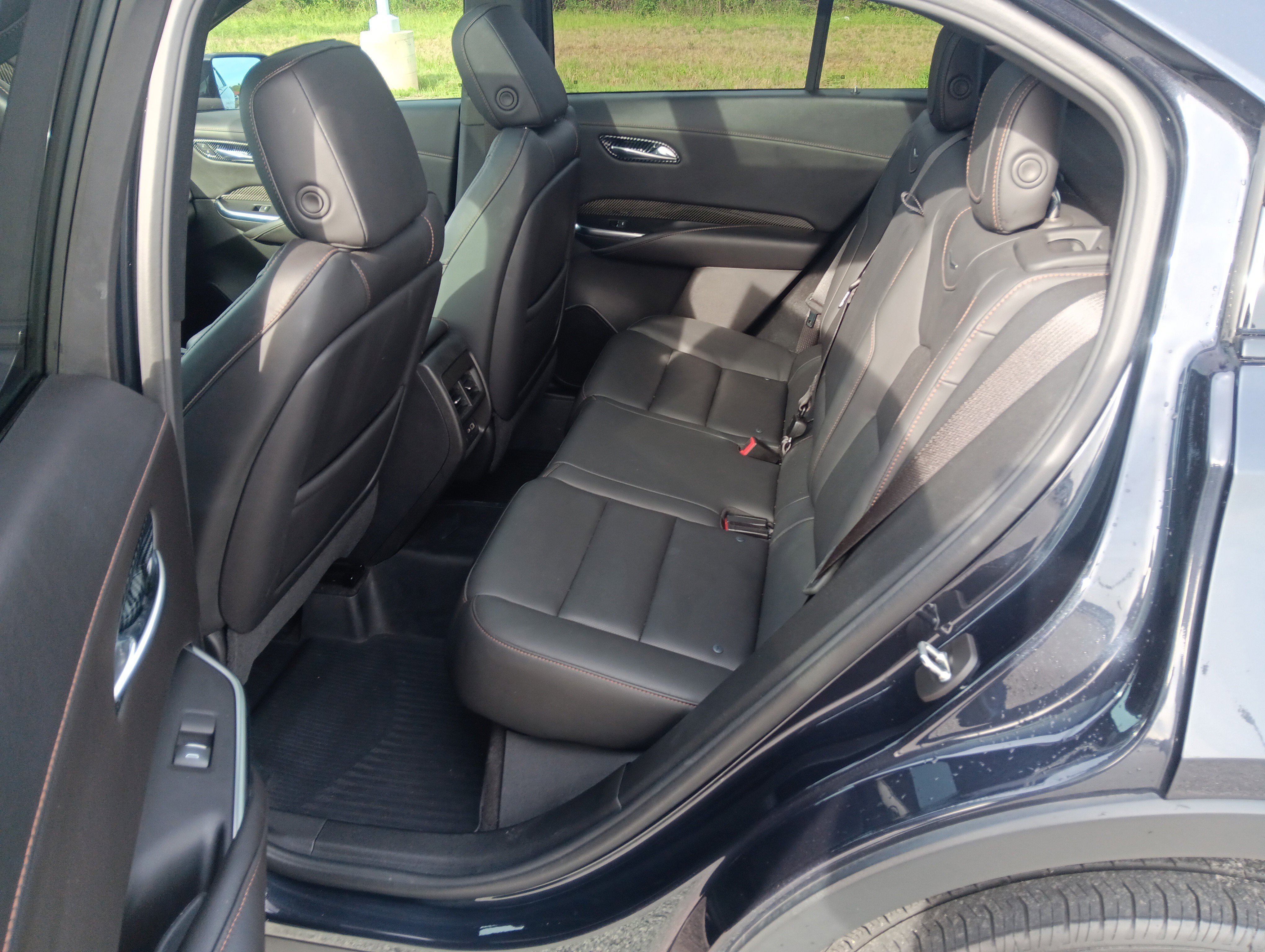 Used 2022 Cadillac XT4 Sport image 16