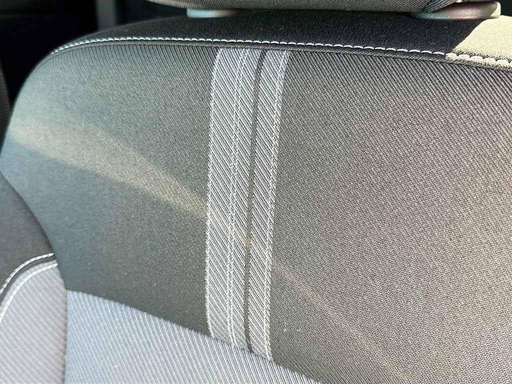 Used 2023 Chevrolet Blazer LT w/ Driver Confidence Package image 19