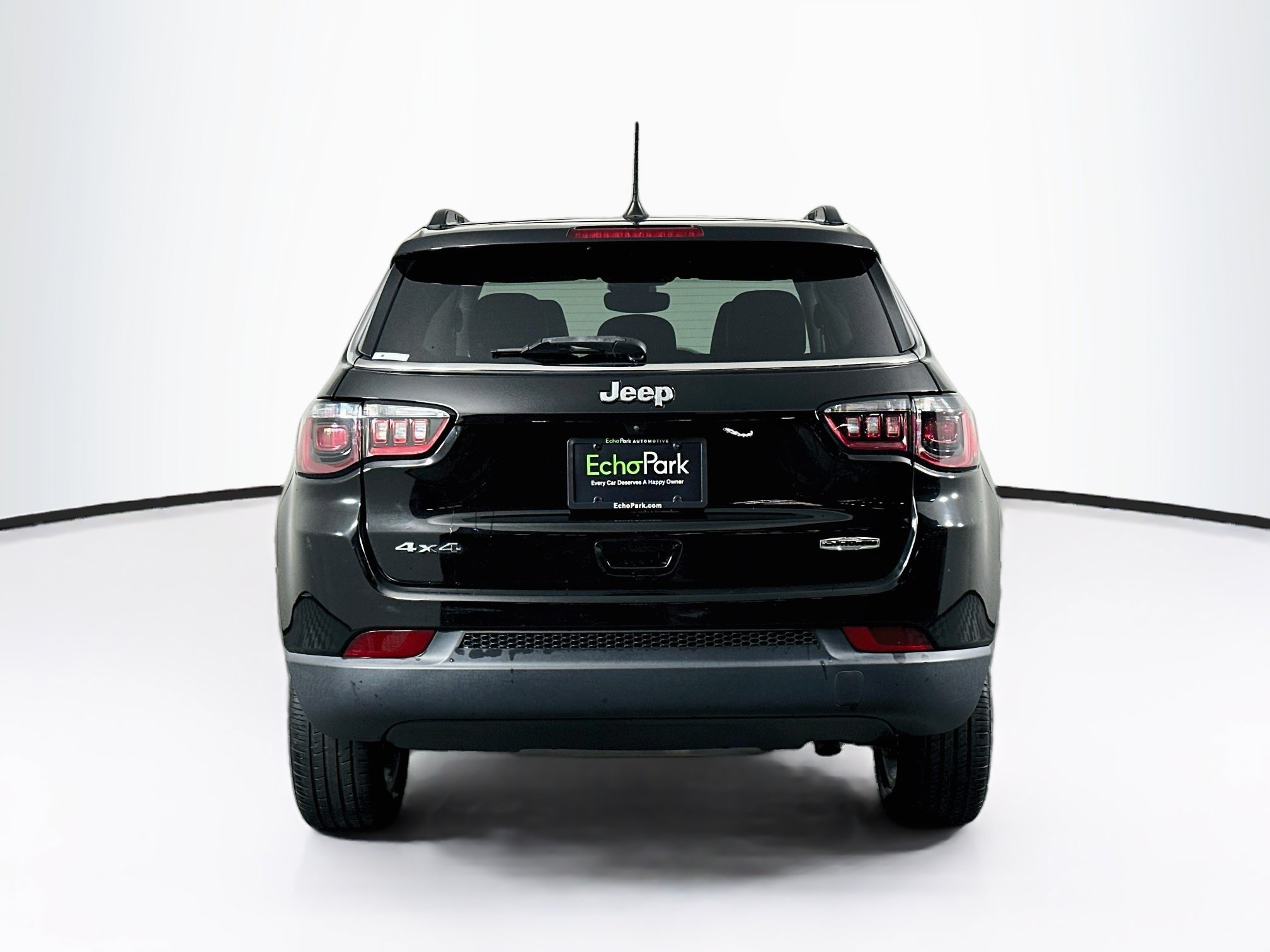 Used 2022 Jeep Compass Latitude AWD/4WD image 7