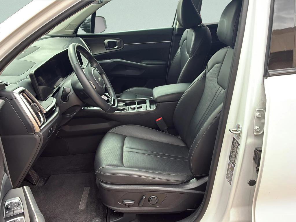 Used 2024 Kia Sorento X-Line EX AWD/4WD image 28