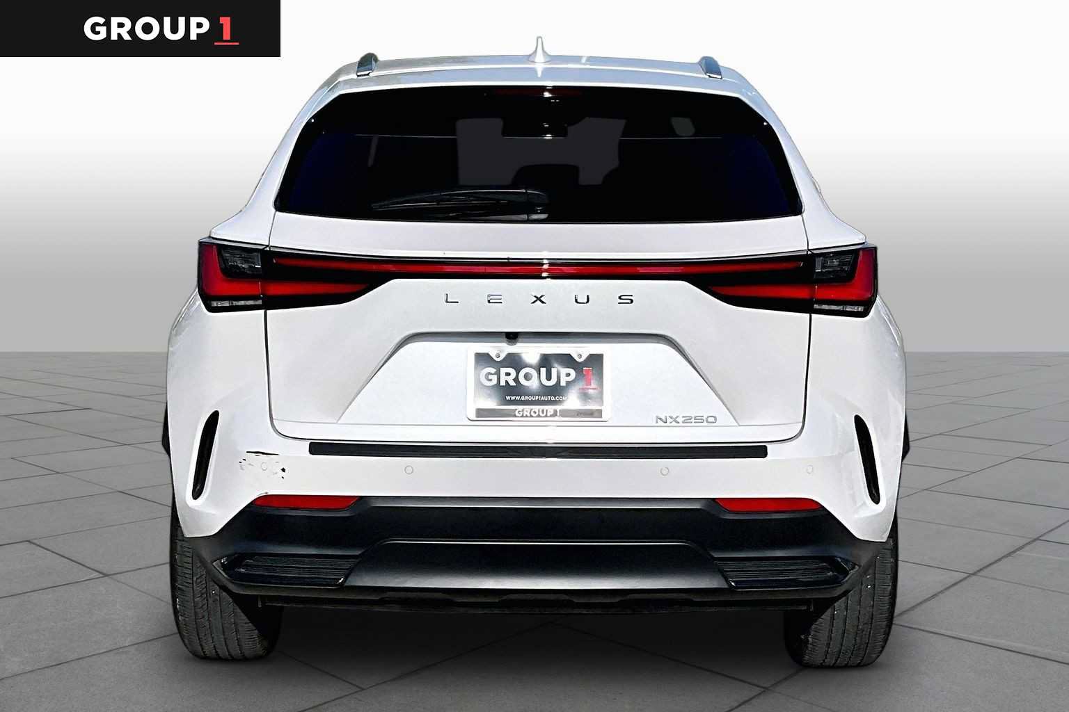 Used 2025 Lexus NX 250 FWD w/ Premium Package image 5