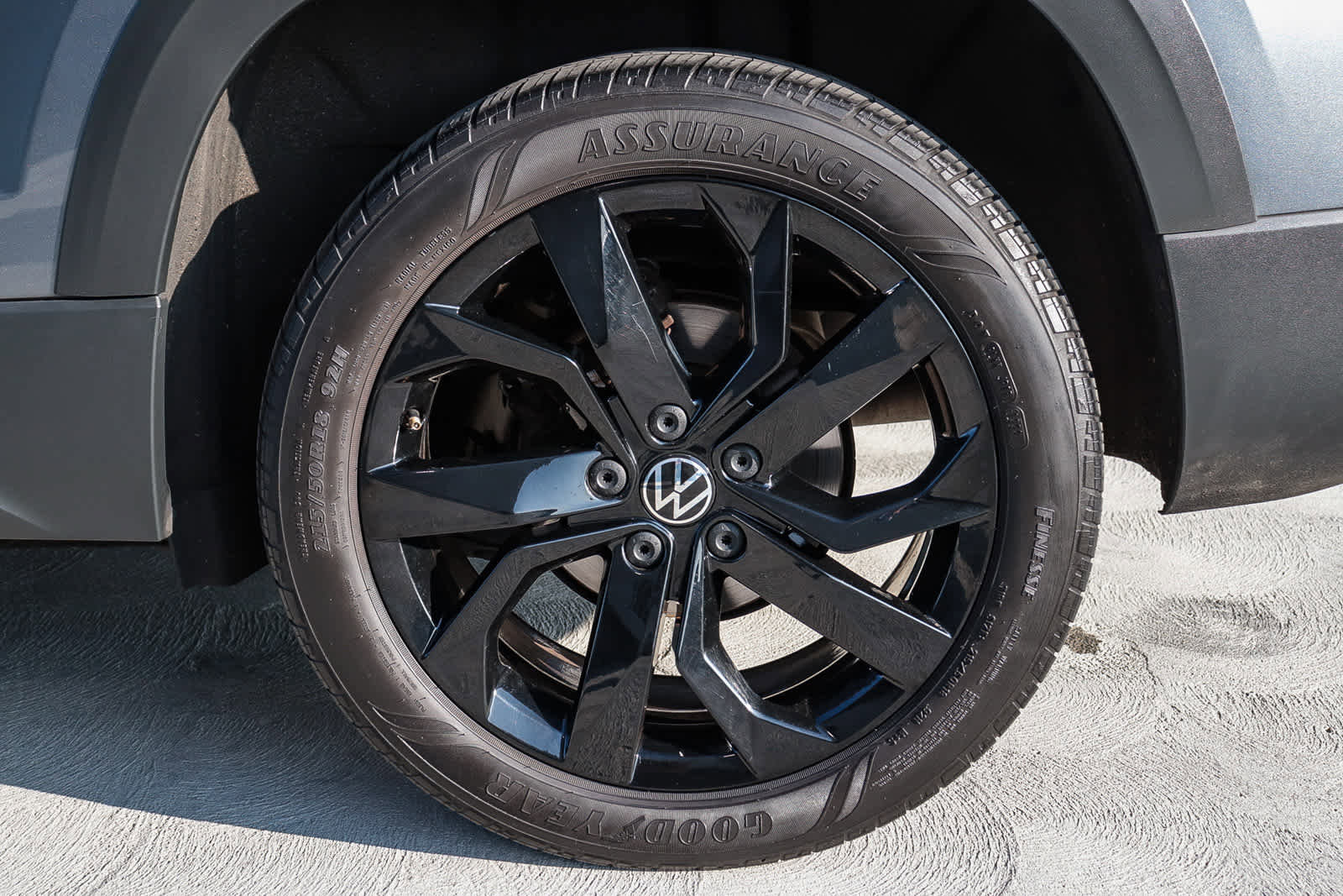 Used 2022 Volkswagen Taos SE w/ Panoramic Sunroof Package image 10