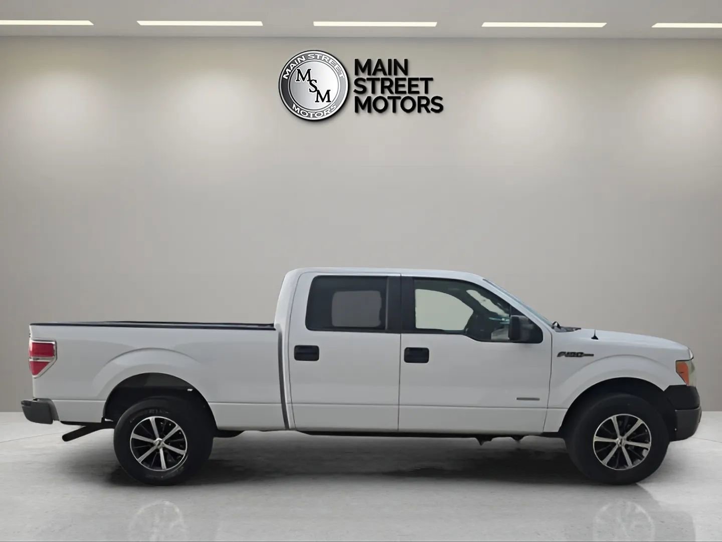 Used 2014 Ford F150 XL w/ XL Plus Package AWD/4WD image 6