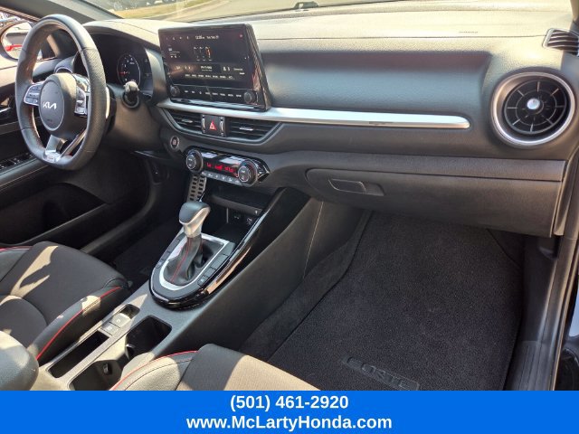 Used 2022 Kia Forte GT w/ GT Technology Package FWD image 17