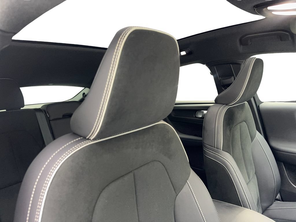 Used 2023 Volvo C40 P8 Recharge Ultimate AWD/4WD image 46