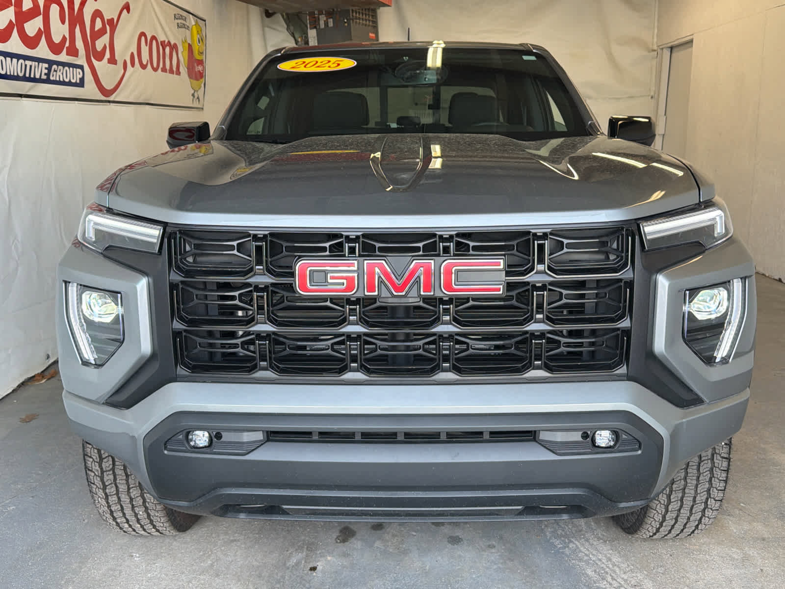 Used 2025 GMC Canyon Elevation w/ Convenience Package AWD/4WD image 3