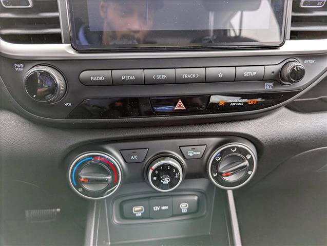 New 2026 Hyundai Venue SE FWD image 19
