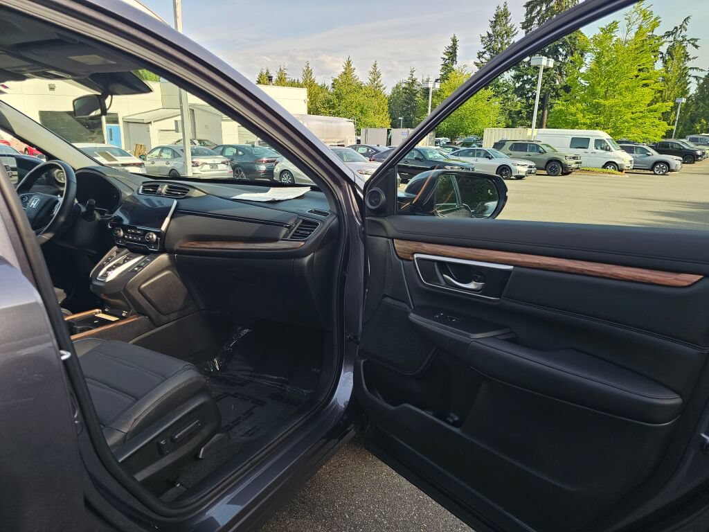 Used 2022 Honda CR-V Touring image 11