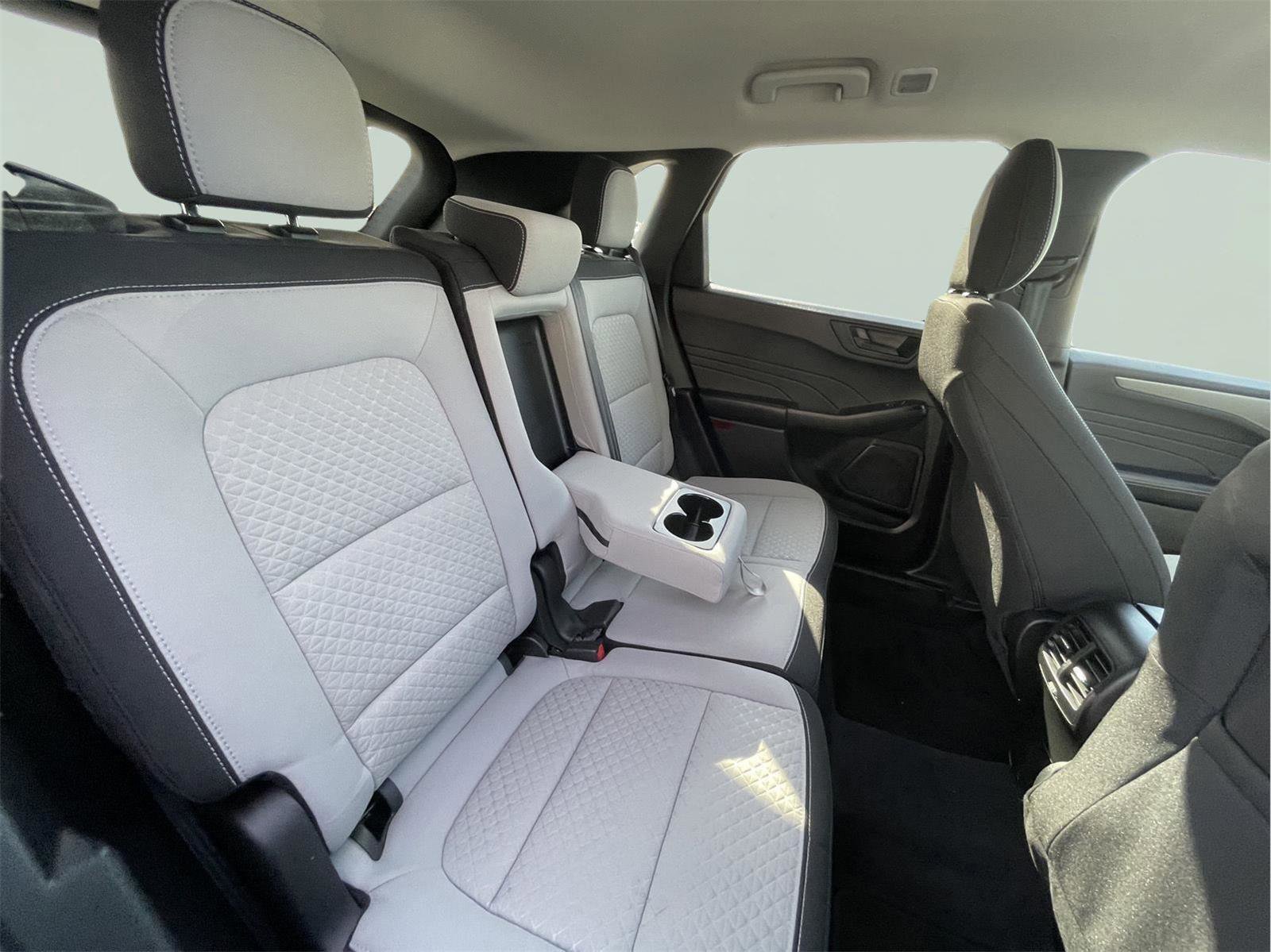 Used 2023 Ford Escape Active AWD/4WD image 19