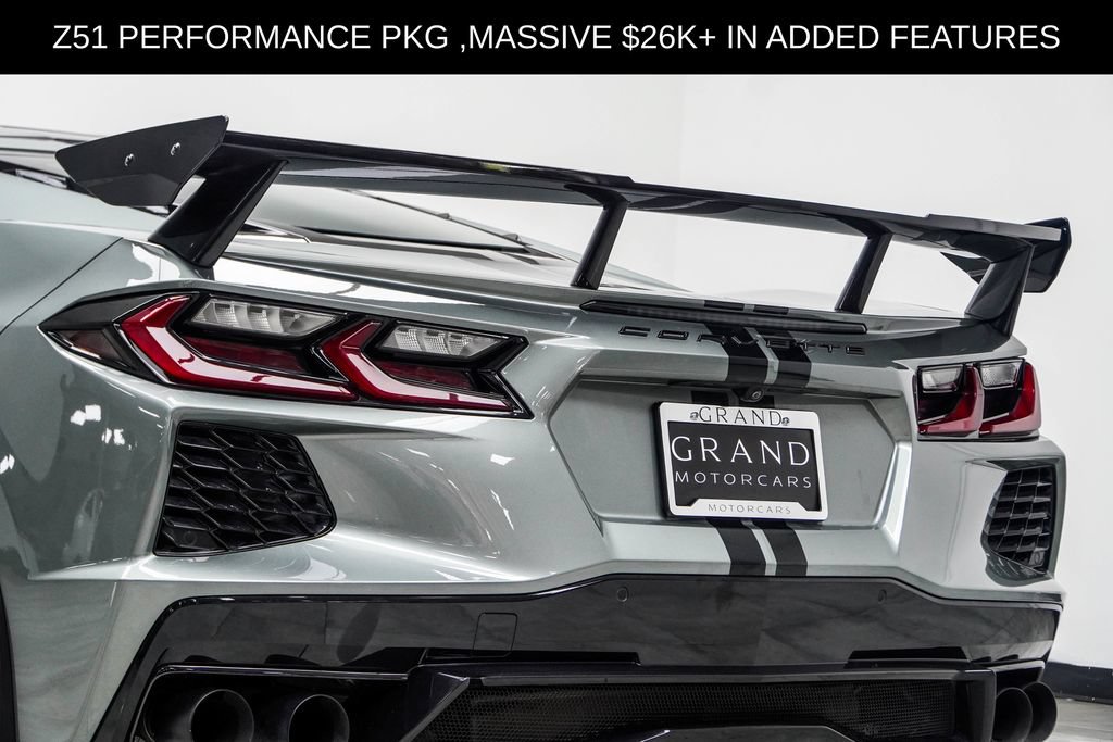 Used 2022 Chevrolet Corvette Stingray Premium Cpe w/ Z51 Performance Package RWD image 18