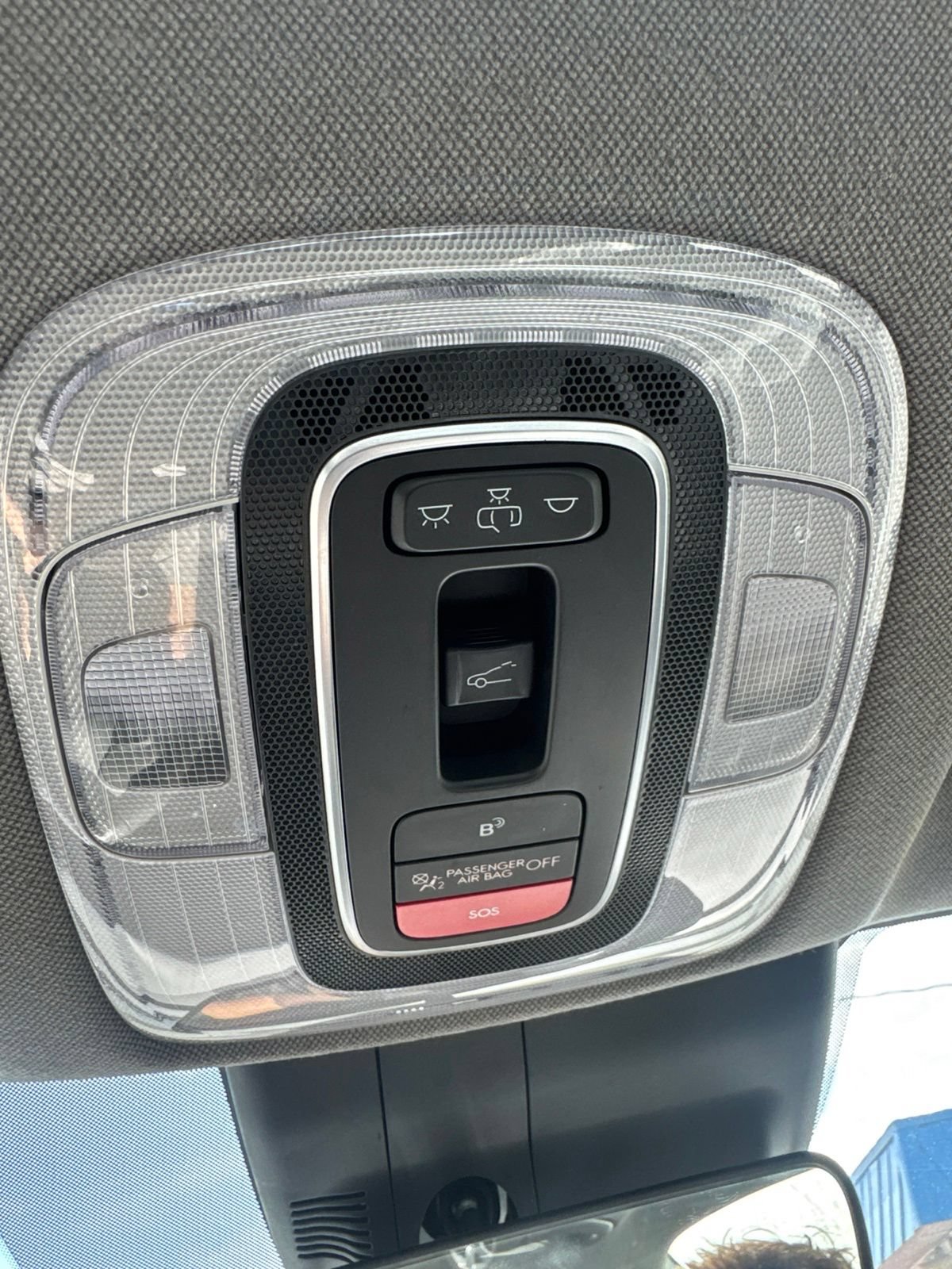 Used 2025 Hyundai Elantra SEL FWD image 36
