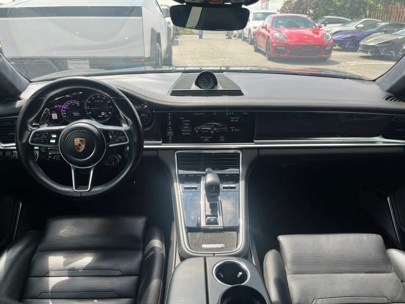 Used 2018 Porsche Panamera Turbo S AWD/4WD image 32