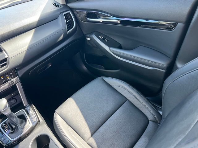 Certified 2024 Kia Seltos SX w/ SX Sunroof Package image 13