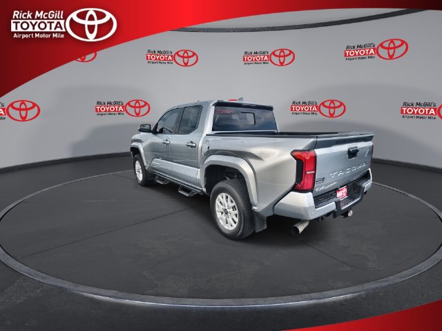 Used 2024 Toyota Tacoma SR5 AWD/4WD image 6