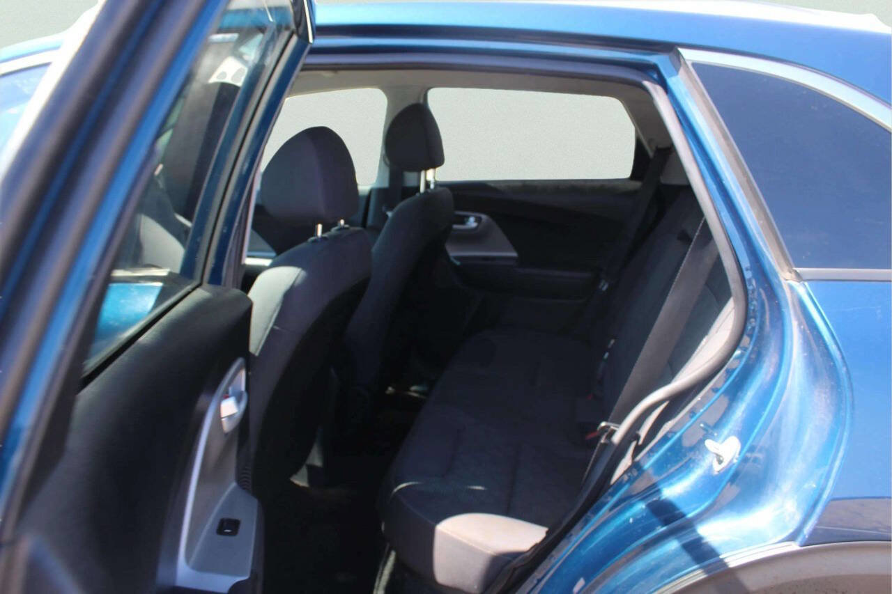 Used 2018 Kia Niro LX image 6