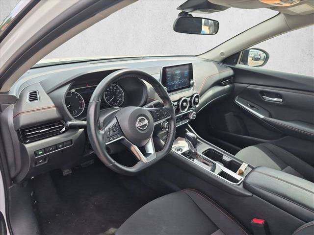 Used 2025 Nissan Sentra SR FWD image 8