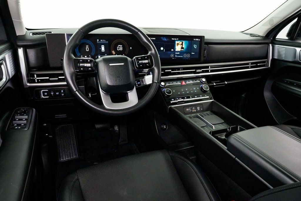 Used 2025 Hyundai Santa Fe XRT image 7