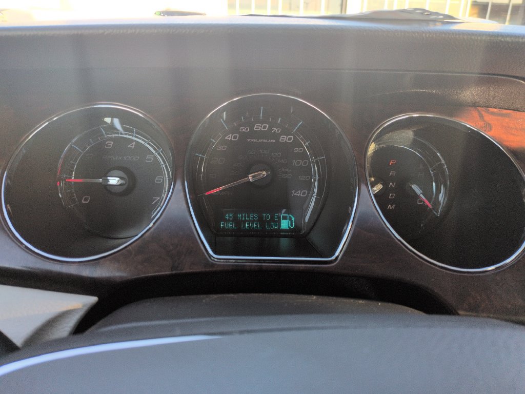 Used 2012 Ford Taurus SEL FWD image 15