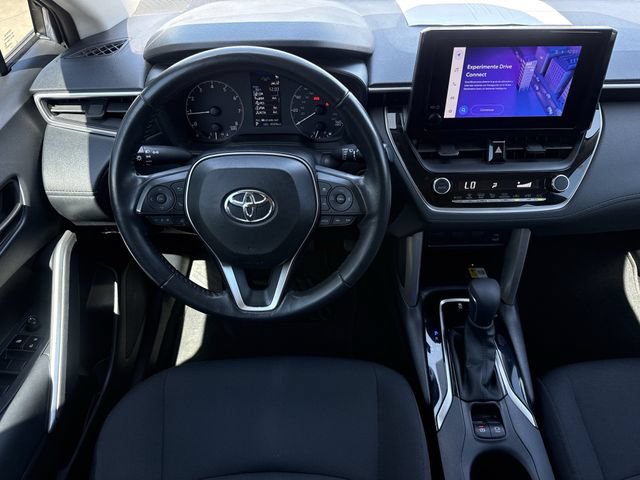 Used 2023 Toyota Corolla Cross LE FWD image 12