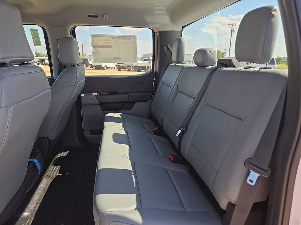 New 2026 Ford F250 XL w/ XL Off-Road Package AWD/4WD image 17