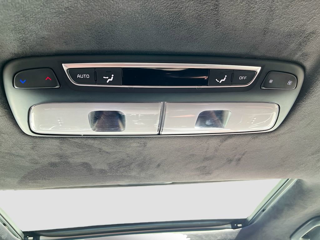 Used 2025 Kia Telluride SX Prestige image 28