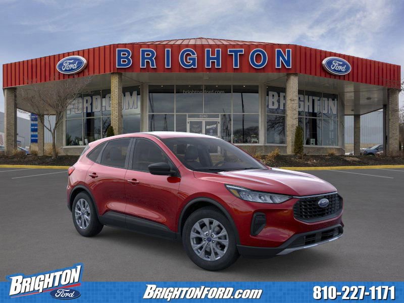 Used 2025 Ford Escape Active w/ Cold Weather Package image 1
