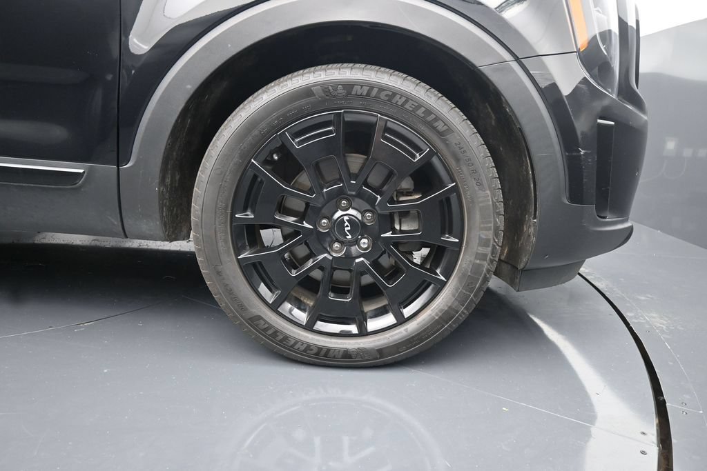 Used 2022 Kia Telluride SX w/ Nightfall Edition Package AWD/4WD image 11