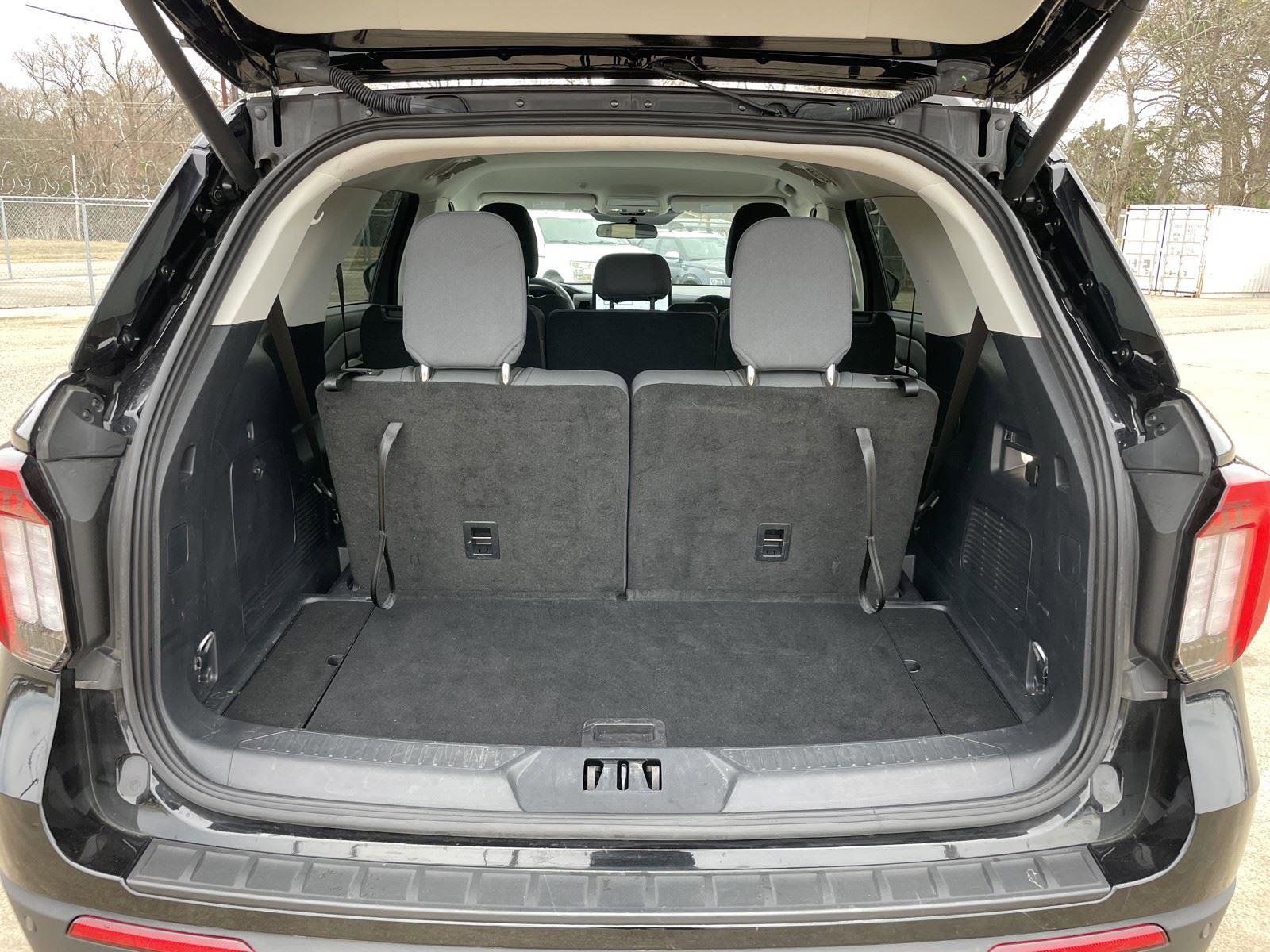 Used 2025 Ford Explorer Active image 38