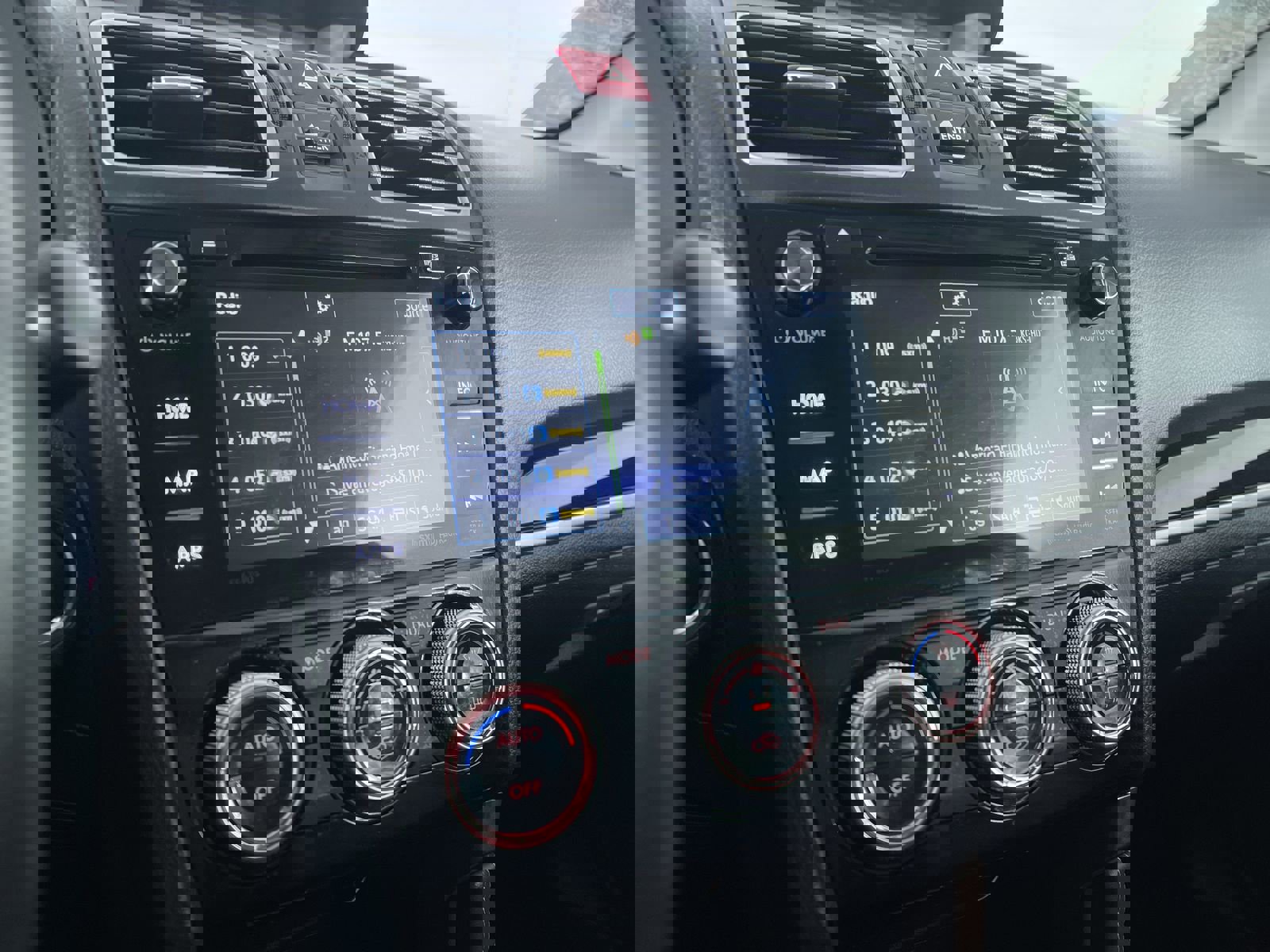 Used 2018 Subaru Forester 2.5i Touring image 18