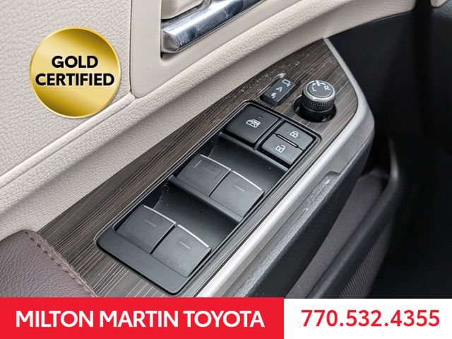 Certified 2023 Toyota Sienna Platinum FWD image 26