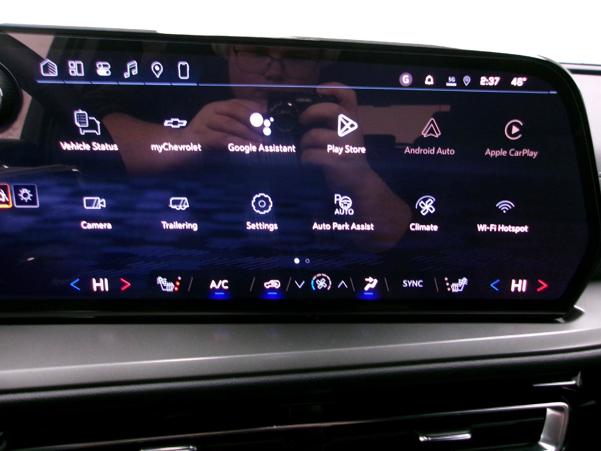 New 2026 Chevrolet Traverse LT w/ Enhanced Driving Package FWD image 14