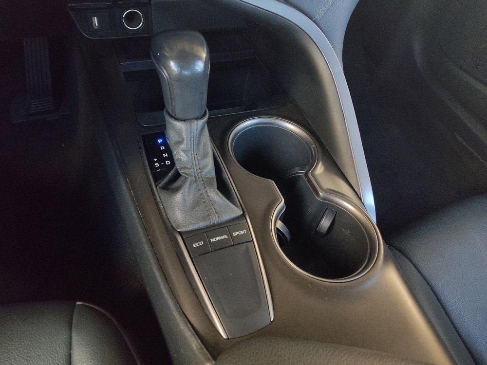 Used 2022 Toyota Camry SE image 26