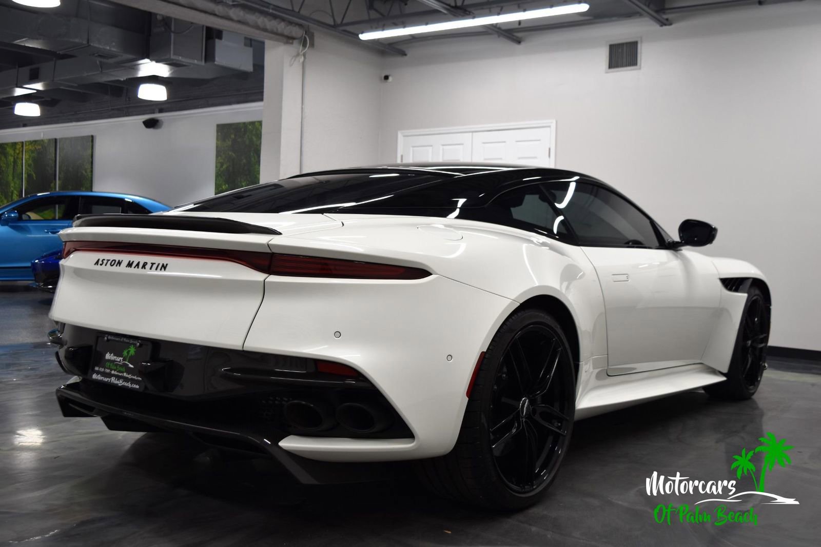 Used 2019 Aston Martin DBS Superleggera image 11