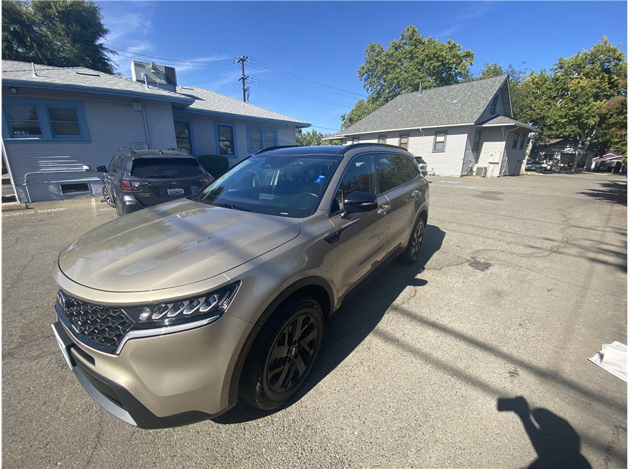 Used 2021 Kia Sorento S w/ Panoramic Sunroof Package image 3