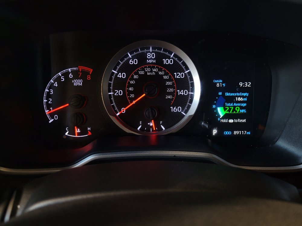 Used 2021 Toyota Corolla SE FWD image 23