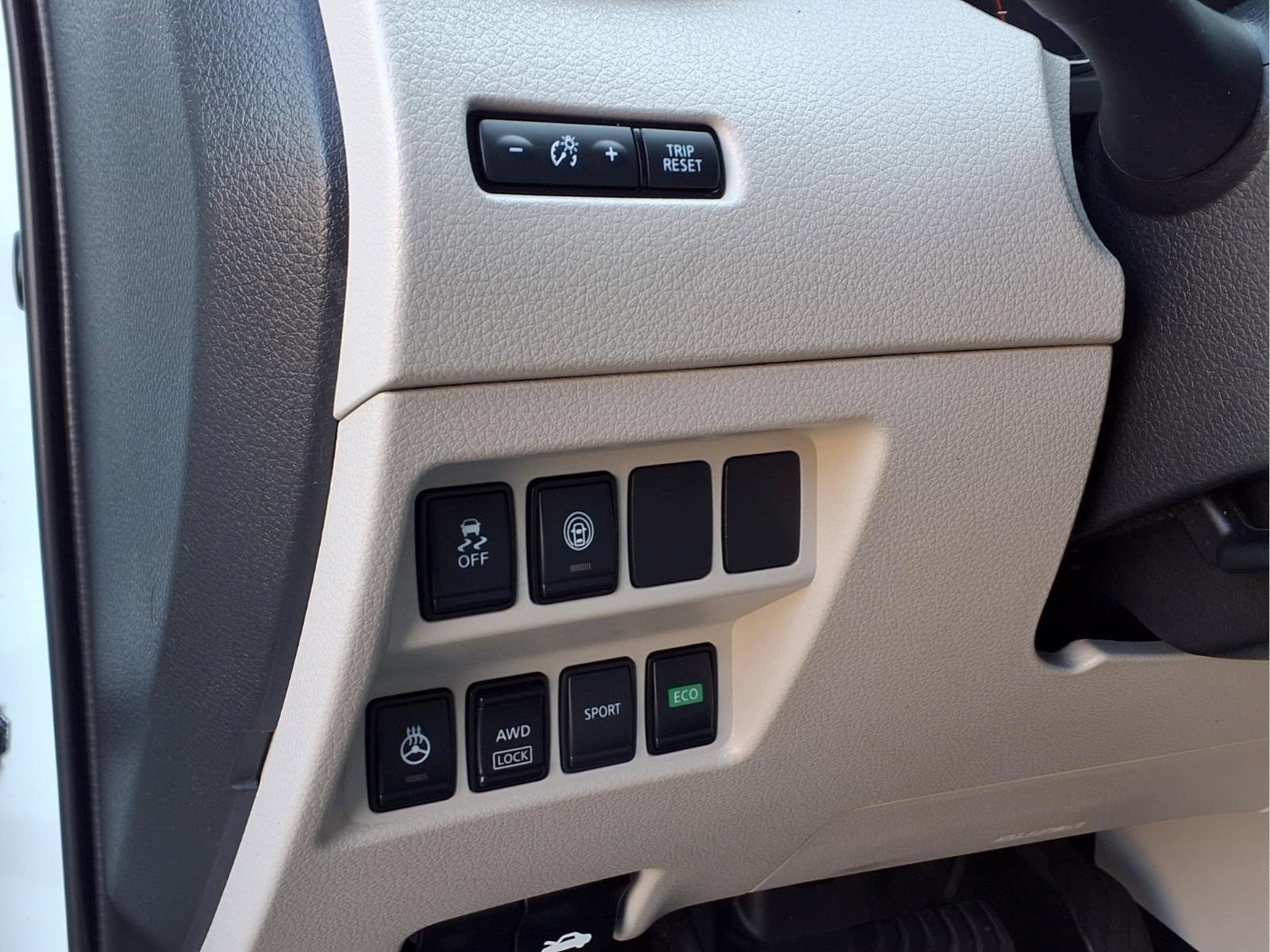 Certified 2021 Nissan Rogue Sport SV image 28