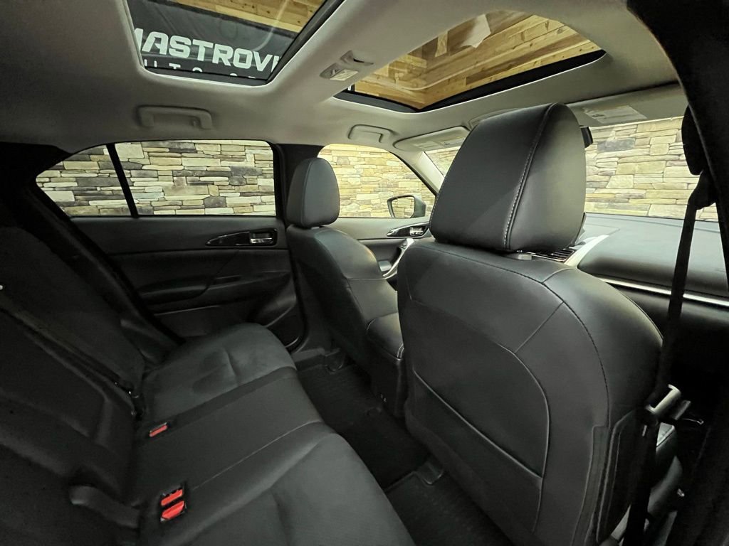 Used 2024 Mitsubishi Eclipse Cross SEL image 30