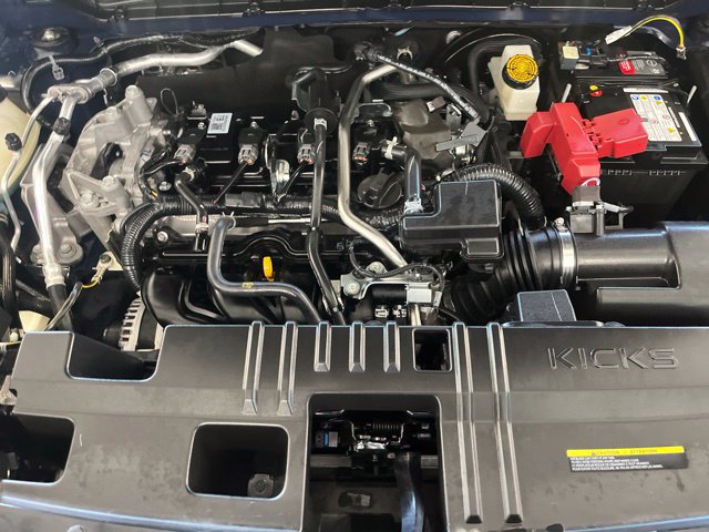 Certified 2025 Nissan Kicks SR AWD/4WD image 23