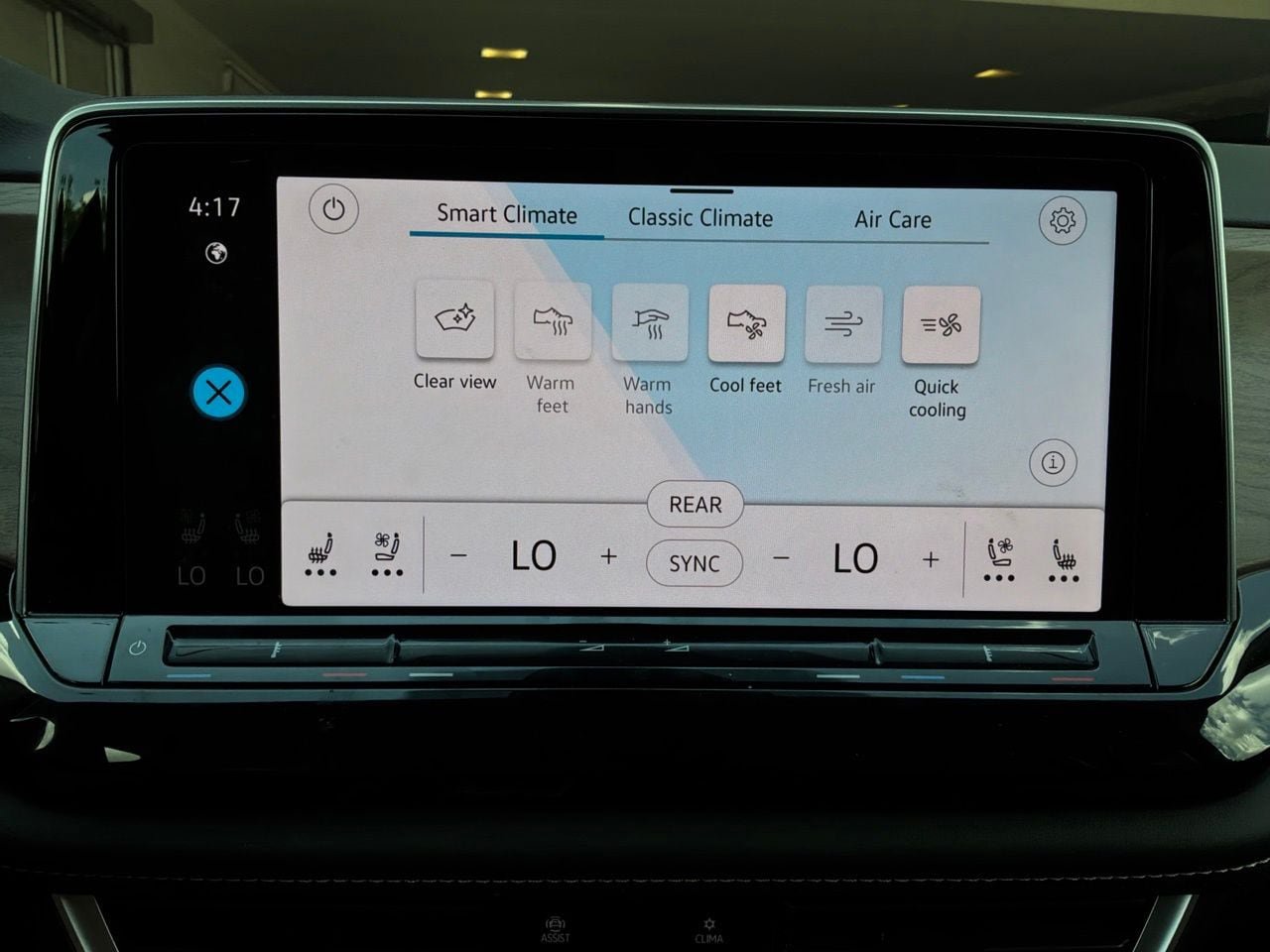 Used 2026 Volkswagen Atlas SE FWD image 33