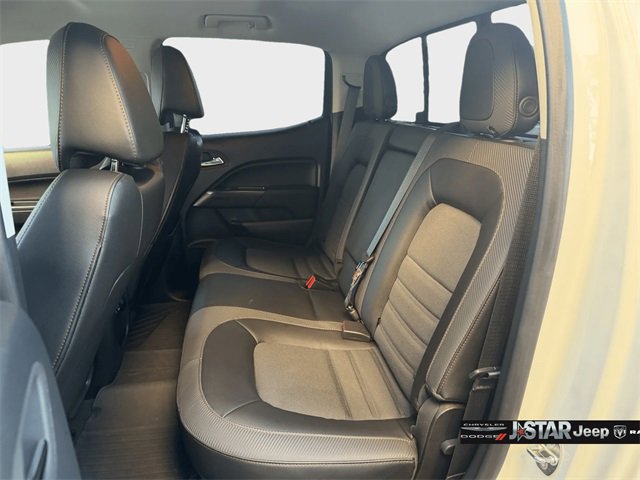 Used 2022 GMC Canyon AT4 image 16