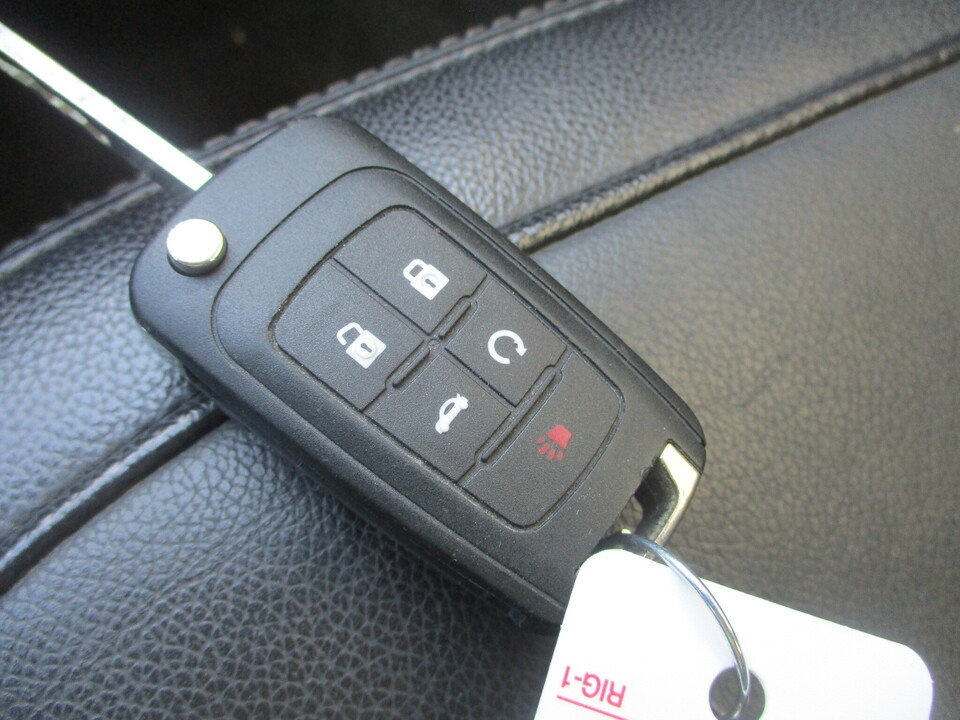 Used 2013 Chevrolet Malibu LTZ FWD image 35