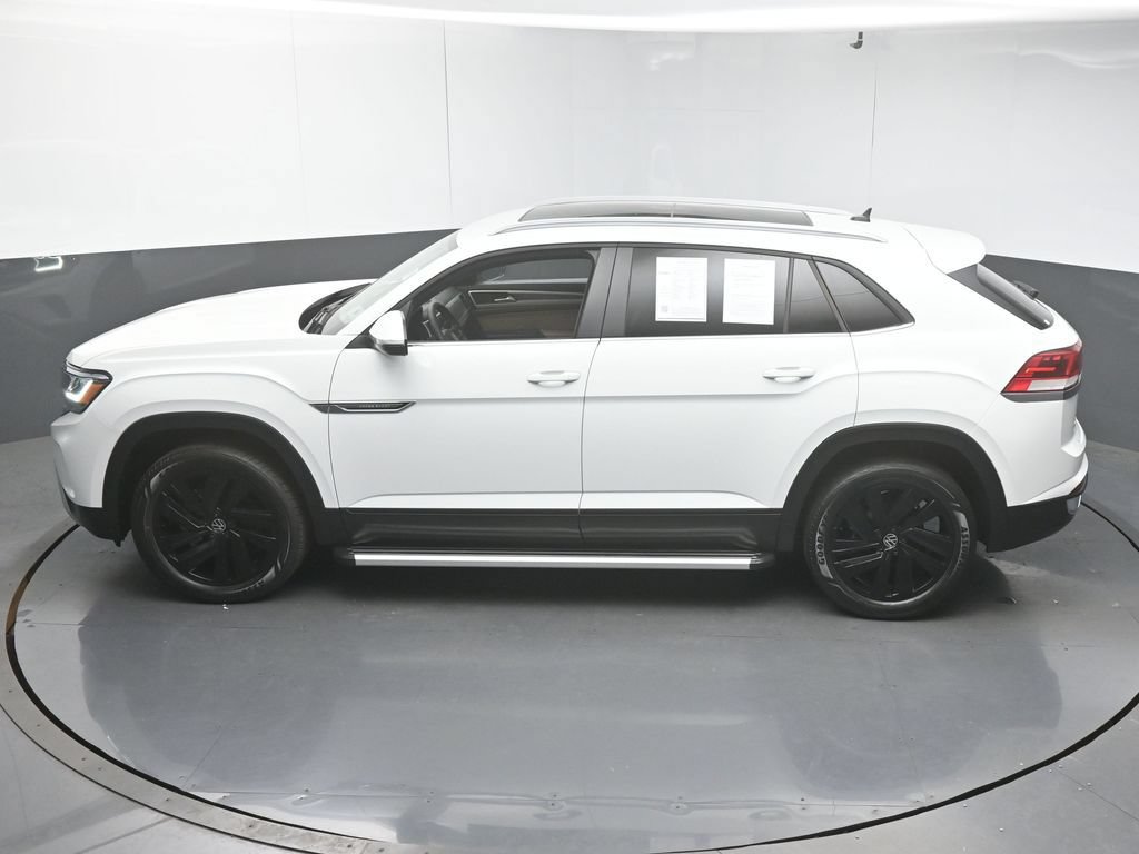 Used 2021 Volkswagen Atlas Cross Sport SE FWD image 45