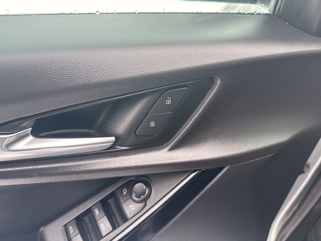 Certified 2025 Chevrolet Equinox LT w/ Safety and Technology Package image 18